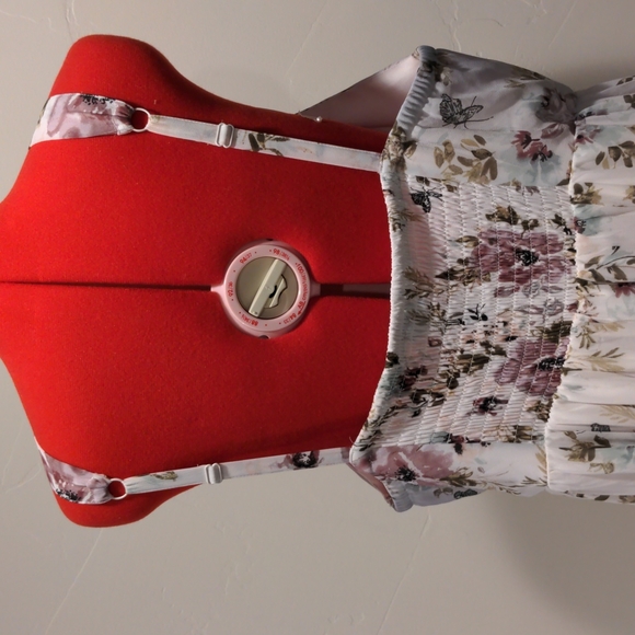 SOLD Torrid Plus Size Ethereal Maxi Princess Smocked Floral Dress Size 22 - Picture 11 of 17